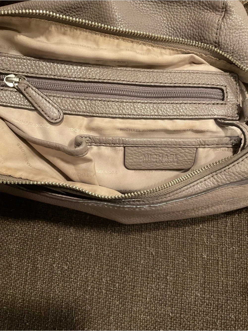 UC Michael Kors Taupe Leather Shoulder Hobo Bag CLL102